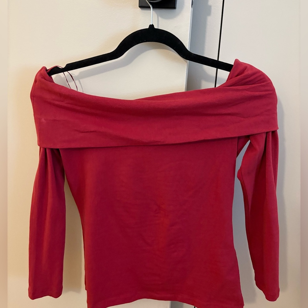 Abercrombie & Fitch - Off-Shoulder Red Long Sleeve Top